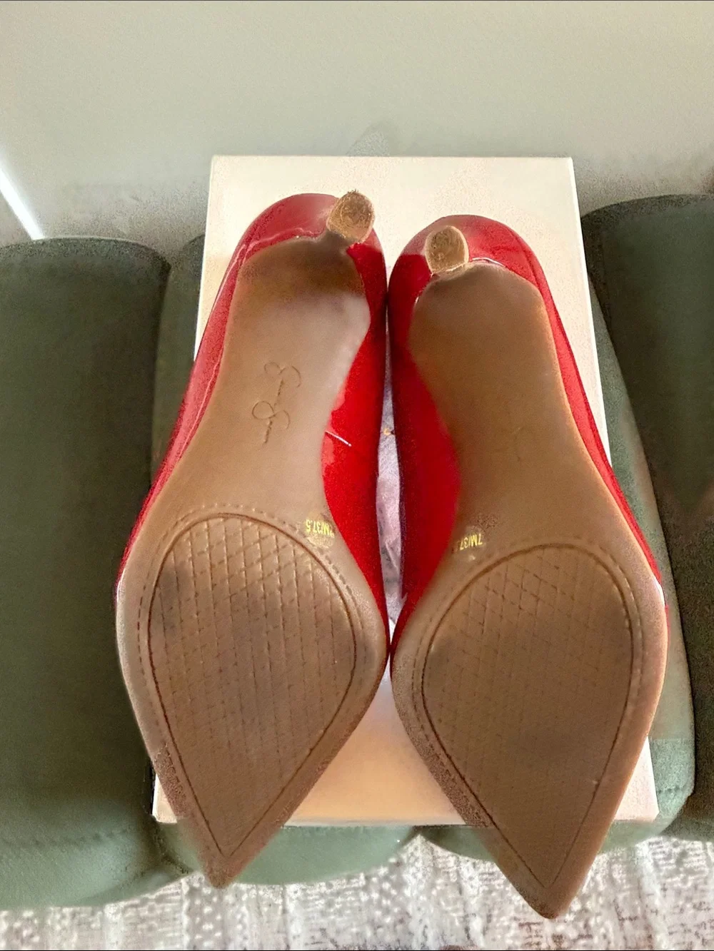 Jessica Simpson Red Patent Pointed Toe Stiletto Pumps - Picture 4 of 5